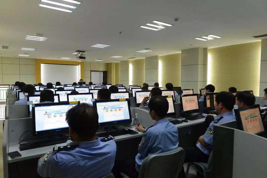 ��ʨ����ᡤ(�й���½)