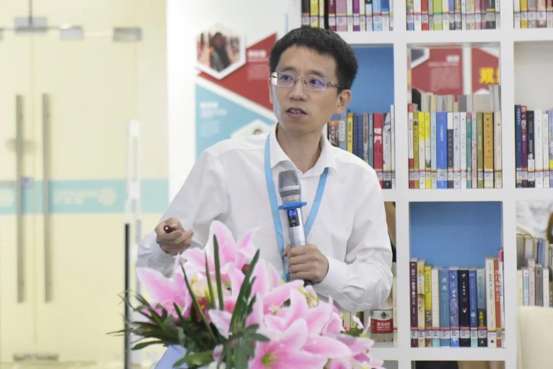 ��ʨ����ᡤ(�й���½)