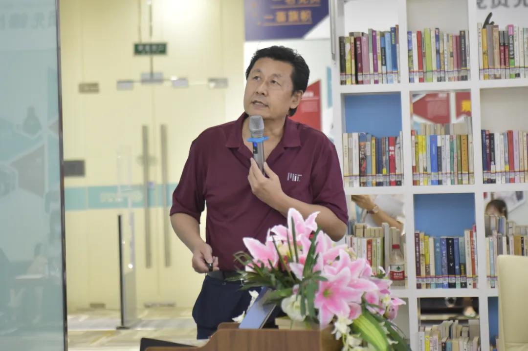 ��ʨ����ᡤ(�й���½)