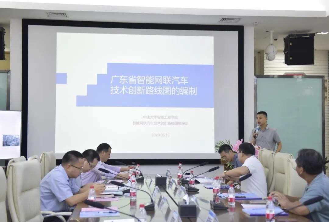 ��ʨ����ᡤ(�й���½)