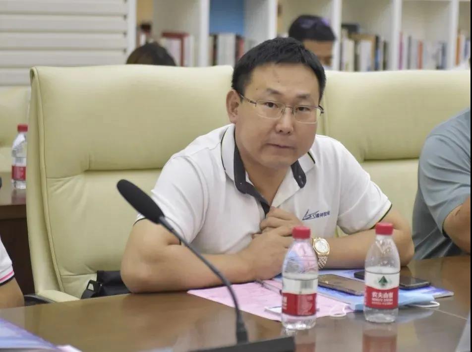 ��ʨ����ᡤ(�й���½)